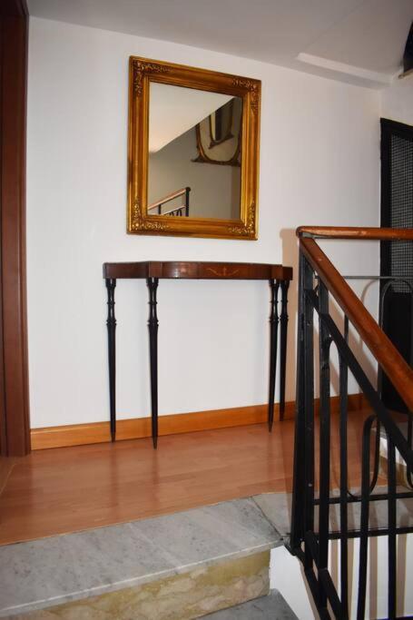 Appartamento Nel Centro Storico Di Palermo - Via Meli'S House Eksteriør billede