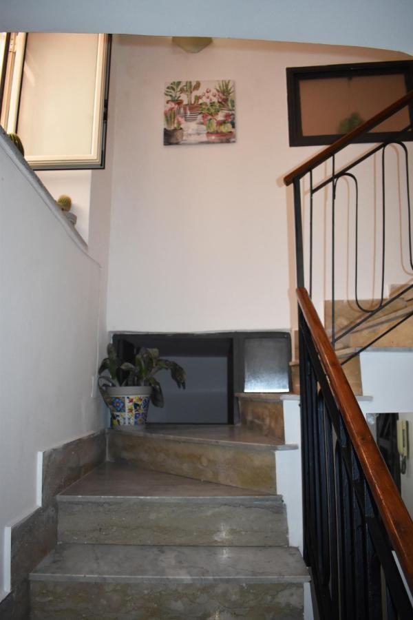 Appartamento Nel Centro Storico Di Palermo - Via Meli'S House Eksteriør billede
